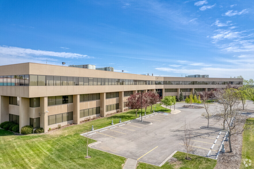 3030 2nd Ave SE, Calgary, AB for lease - Primary Photo - Image 1 of 6