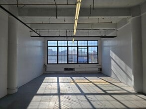 544-560 Park Ave, Brooklyn, NY for lease Interior Photo- Image 1 of 6
