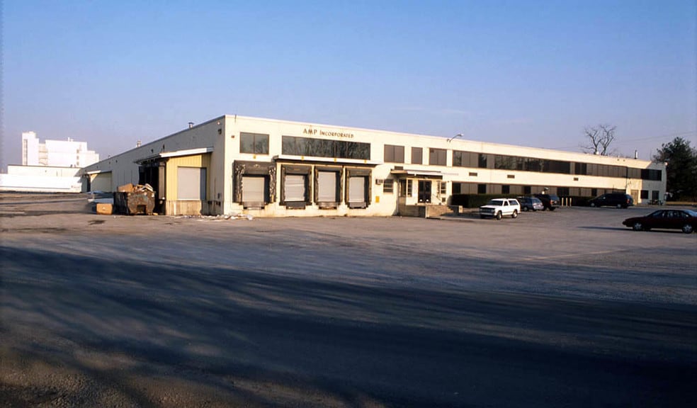 801 Spangler Rd, Camp Hill, PA for lease - Building Photo - Image 2 of 7