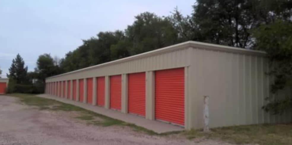 1110 W 4th St, Alliance, NE for sale - Building Photo - Image 1 of 1