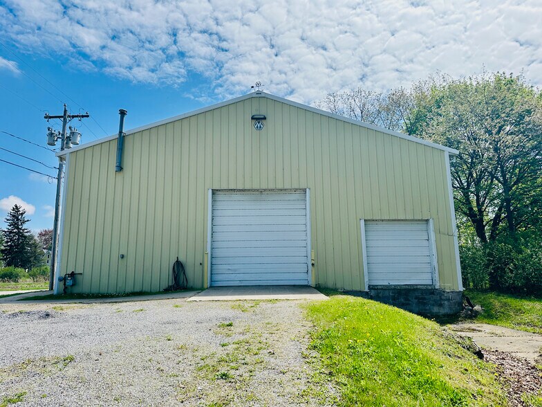 7865 E Main Rd, Le Roy, NY for sale - Building Photo - Image 1 of 1