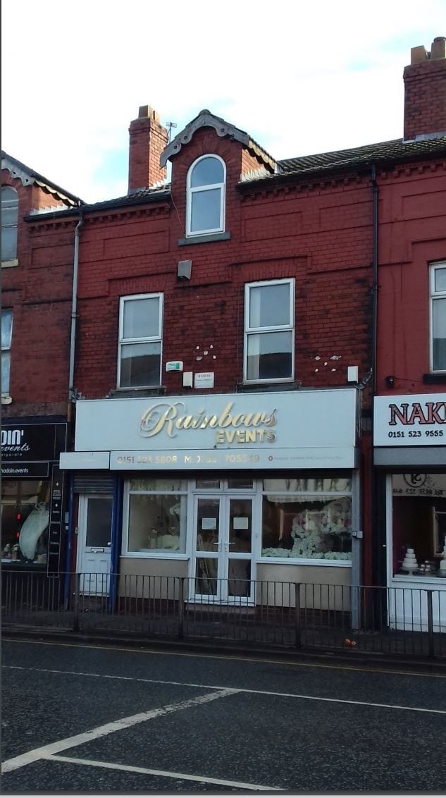 174 Warbreck Moor, Liverpool for sale Primary Photo- Image 1 of 1