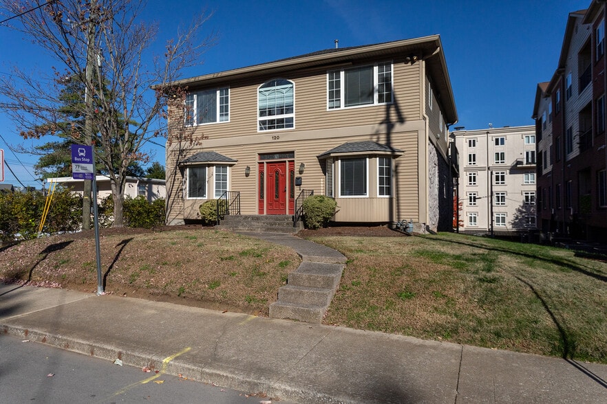 120 31st Ave N, Nashville, TN for sale - Building Photo - Image 2 of 17