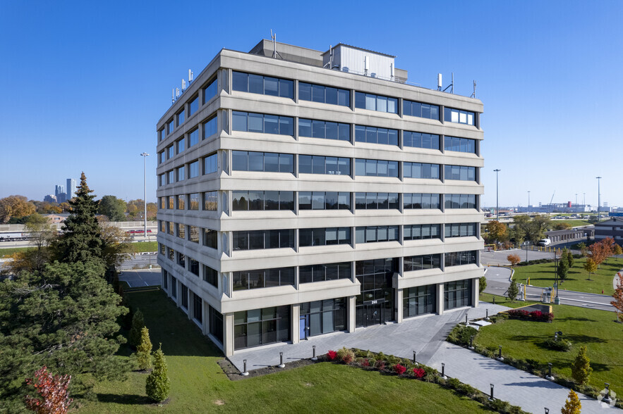 295 The West Mall, Toronto, ON for lease - Building Photo - Image 3 of 7