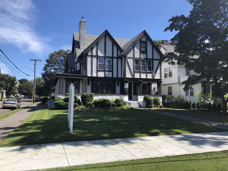 622 Clinton Ave, Bridgeport, CT for sale - Other - Image 1 of 1