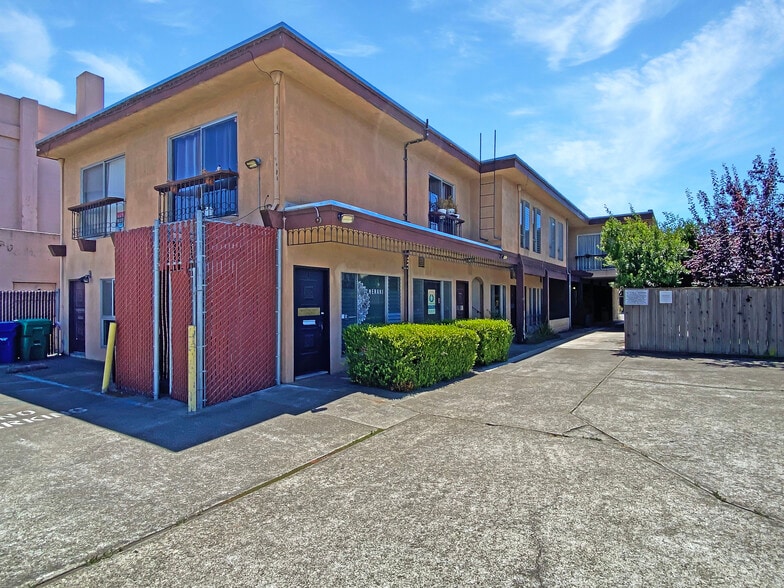 2515 Santa Clara Ave, Alameda, CA for lease - Building Photo - Image 3 of 13