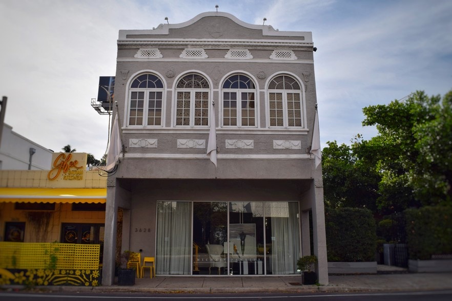 3628 NE 2nd Ave, Miami, FL for lease - Primary Photo - Image 1 of 4