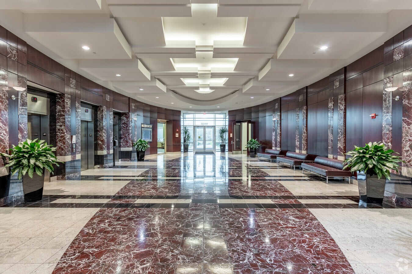 11460 Tomahawk Creek Pky, Leawood, KS 66211