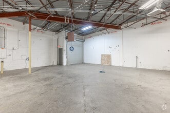 6500 McDonough Dr, Norcross, GA for lease Interior Photo- Image 2 of 12