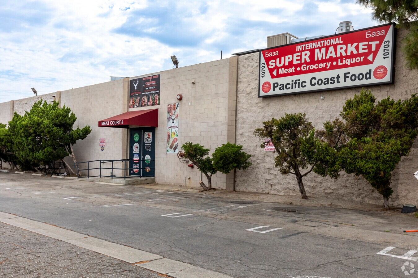 1070110703 Vanowen St, North Hollywood, CA 91605