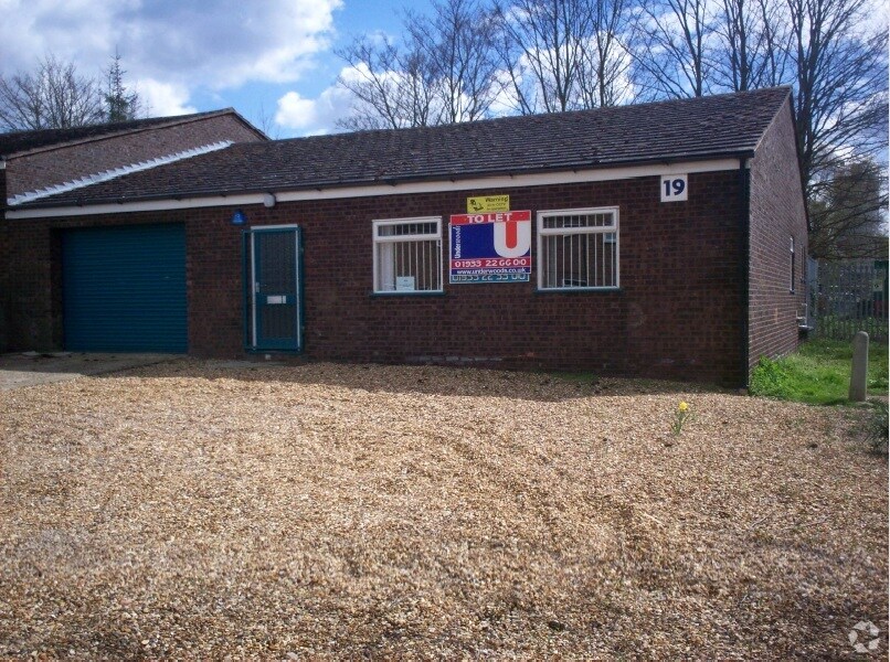 Sanders Rd, Wellingborough, NTH NN8 4NL