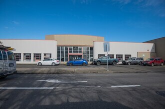 1321 NE Davis St, Portland, OR for lease Building Photo- Image 2 of 10