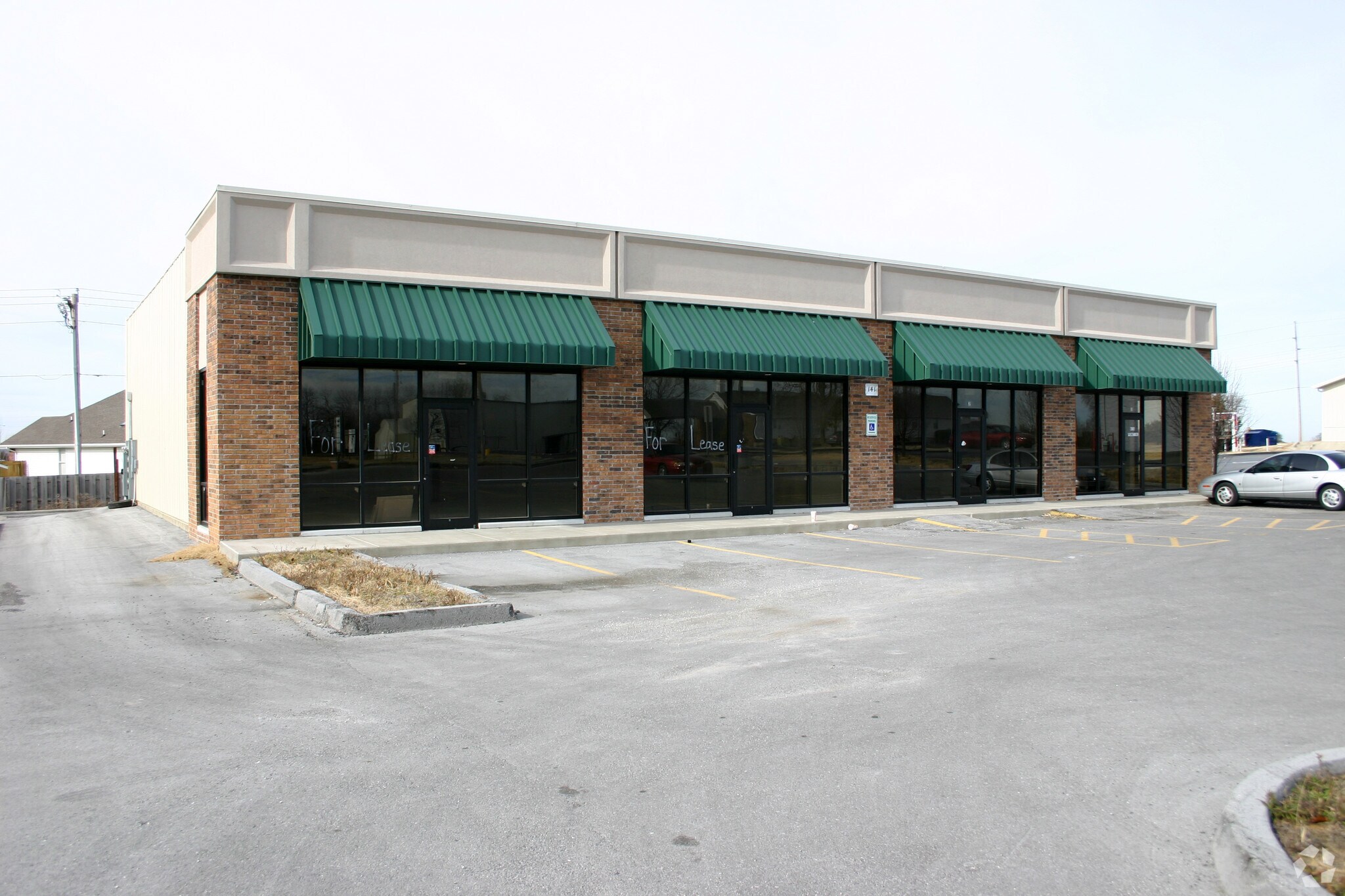 141 S Nicholas Rd, Nixa, MO for sale Primary Photo- Image 1 of 1