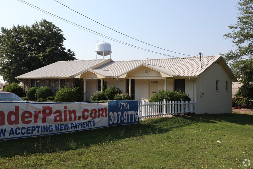 146 W Athens St, Winder, GA for sale - Primary Photo - Image 1 of 1