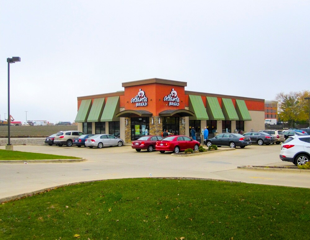 1905 S Neil St, Champaign, IL for sale Primary Photo- Image 1 of 1
