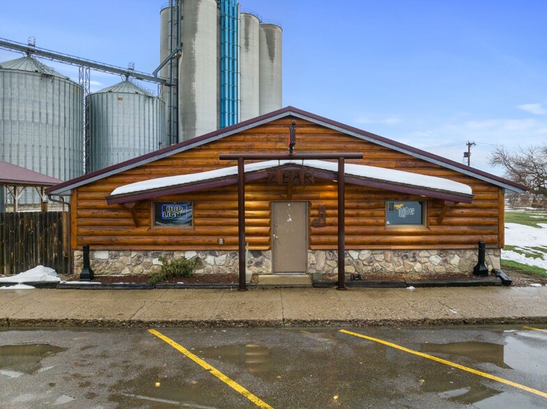 511 Main, Carpio, ND for sale - Primary Photo - Image 1 of 1