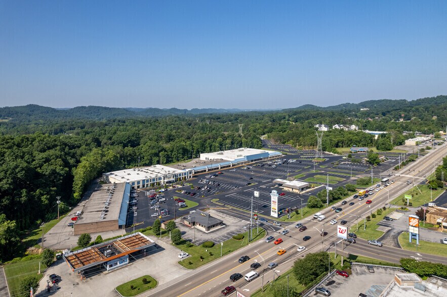 7311-7403 Chapman Hwy, Knoxville, TN for lease - Aerial - Image 3 of 14