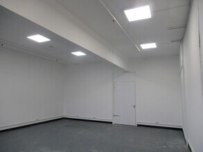 8 Deer Park Rd, London for lease Interior Photo- Image 1 of 4