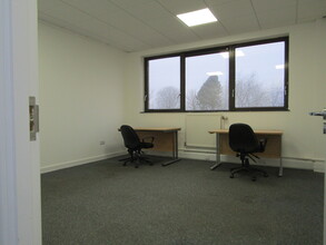 1 North Ave, Clydebank for lease Interior Photo- Image 1 of 3