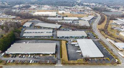 209 Creek Ridge Rd, Greensboro, NC - AERIAL  map view