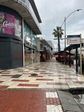 Retail in Castell-Platja d'Aro, Gerona for lease Interior Photo- Image 1 of 6