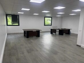 19 Rue Paul Sejourne, Créteil for lease Interior Photo- Image 2 of 4