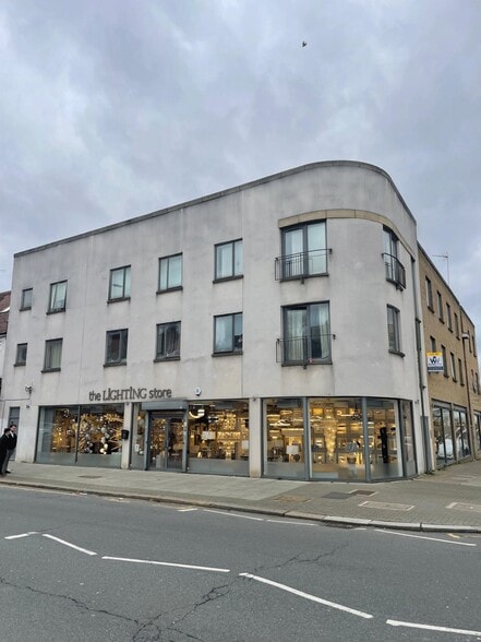 759 Finchley Rd, London for lease - Building Photo - Image 2 of 3