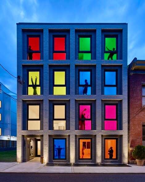 2007 Cambridge St, Philadelphia, PA for sale - Building Photo - Image 1 of 55