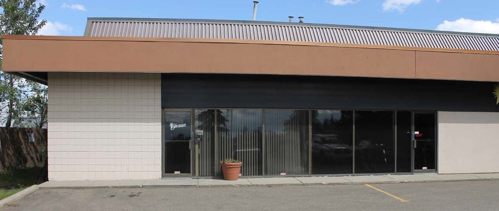 426 Kaska Rd, Sherwood Park, AB for sale - Primary Photo - Image 1 of 1