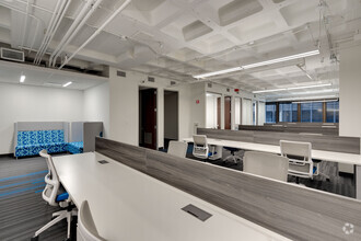 111 E Wacker Dr, Chicago, IL for lease Interior Photo- Image 1 of 4