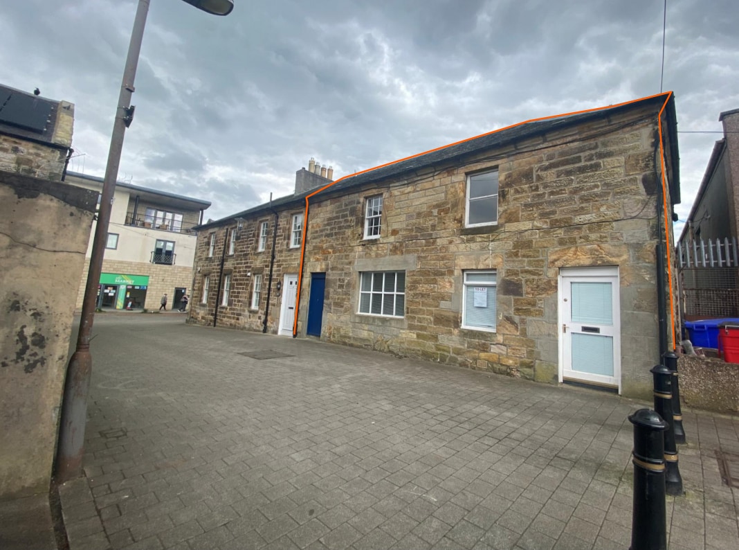 4-6 Bank St, Penicuik for lease Primary Photo- Image 1 of 4