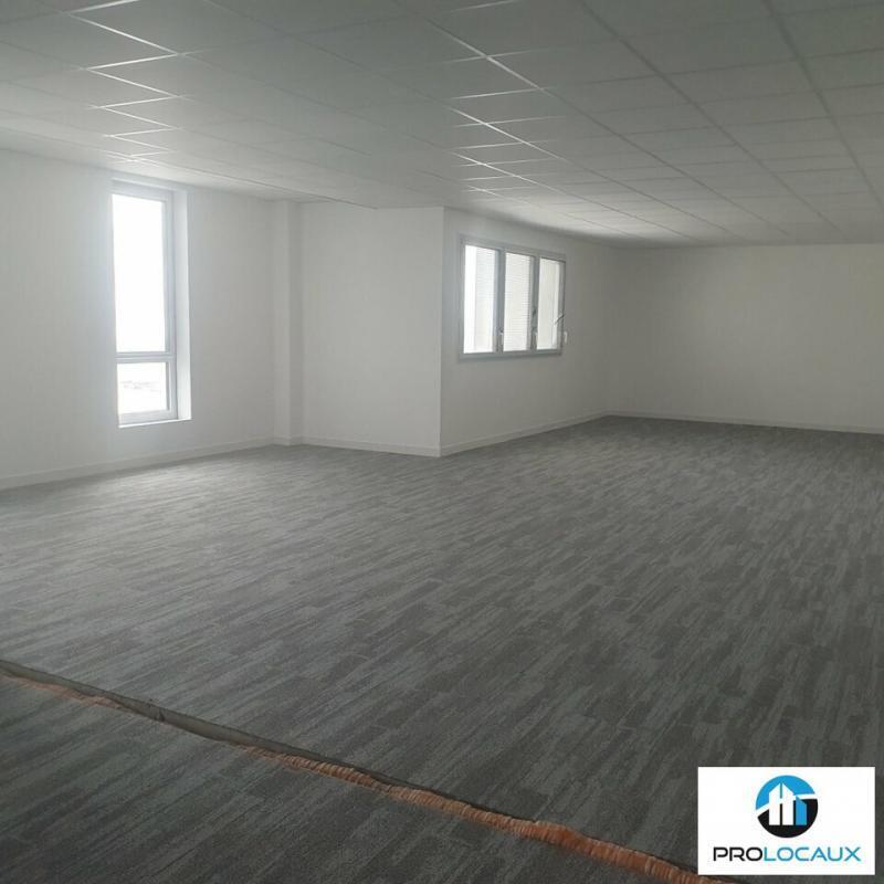 Office in Voiron for sale Building Photo- Image 1 of 13