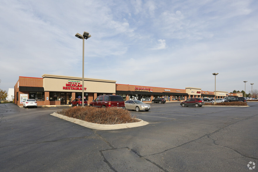 3450 Montgomery Rd, Aurora, IL for lease - Building Photo - Image 2 of 3