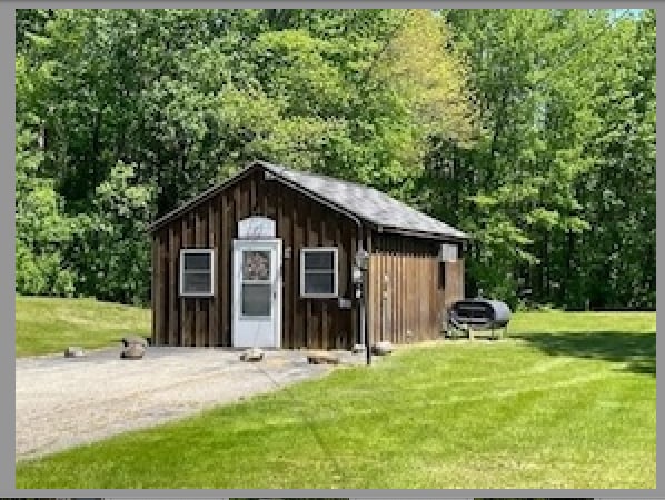 34 Shaw Dr, Rochester, NH for sale - Building Photo - Image 3 of 5