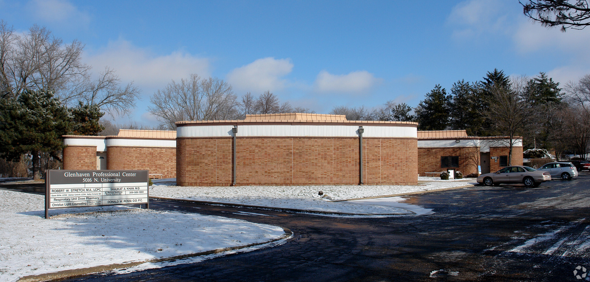 5016 N University St, Peoria, IL for sale Primary Photo- Image 1 of 1