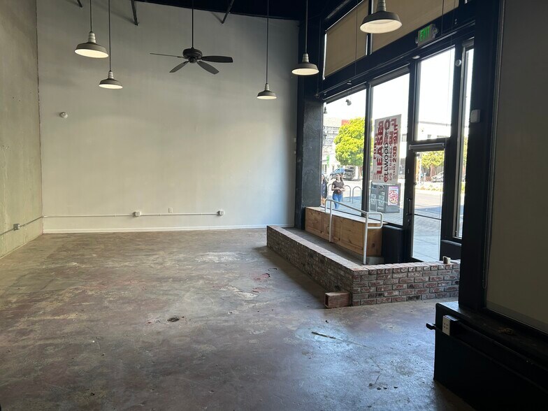 2355 Broadway, Oakland, CA for lease - Building Photo - Image 1 of 6