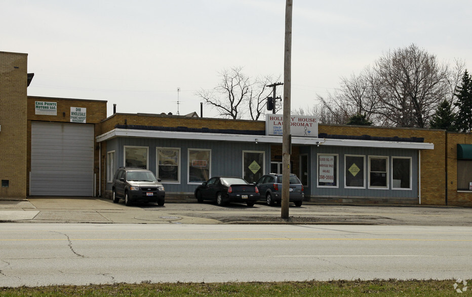 2229 Brookpark Rd, Parma, OH for sale - Building Photo - Image 1 of 1