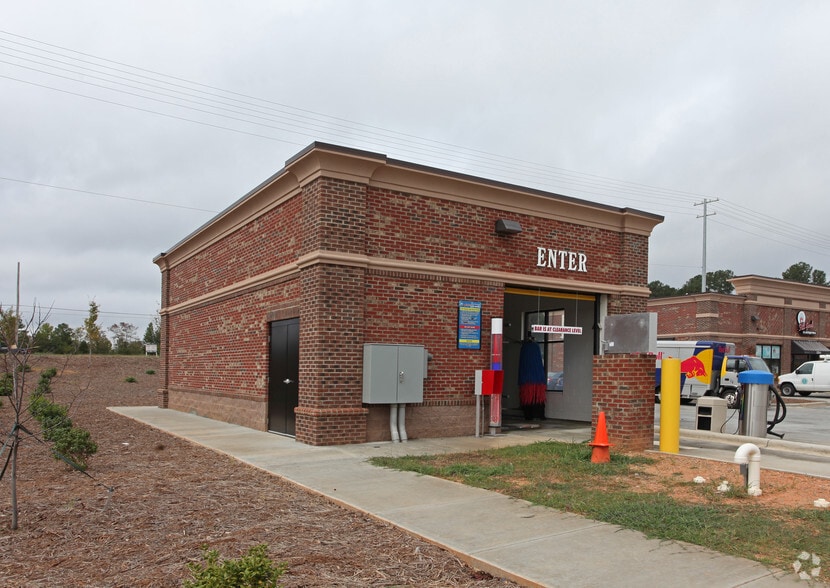 2538 Cuthbertson Rd, Waxhaw, NC for sale - Building Photo - Image 2 of 4