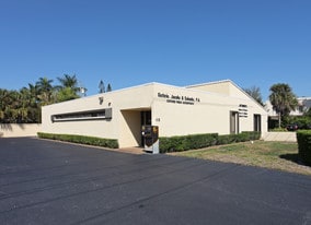 115-125 N Crawford Blvd, Boca Raton FL - Loft