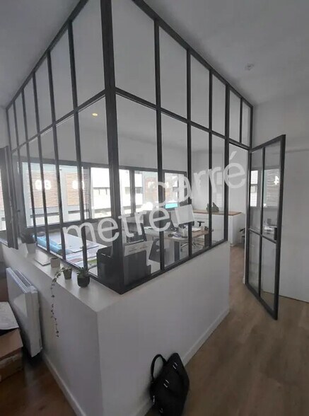 Flex in Orvault for lease - Building Photo - Image 2 of 12