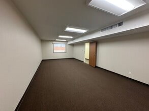 1818 Industrial Rd, Las Vegas, NV for lease Interior Photo- Image 2 of 2