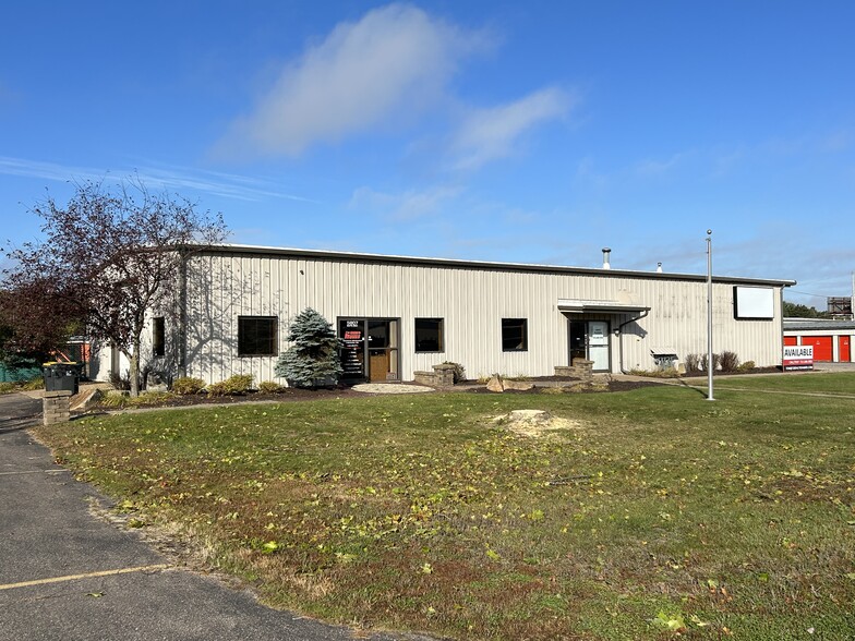 5807 Prairie St, Weston, WI for sale - Building Photo - Image 1 of 11