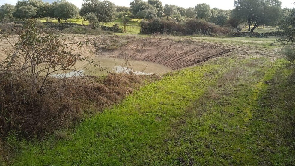 Land in Santibáñez el Bajo for sale - Building Photo - Image 2 of 11