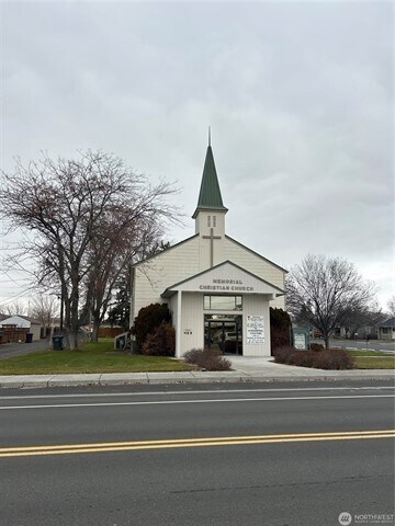 453 E Division Ave, Ephrata, WA for sale - Building Photo - Image 1 of 1