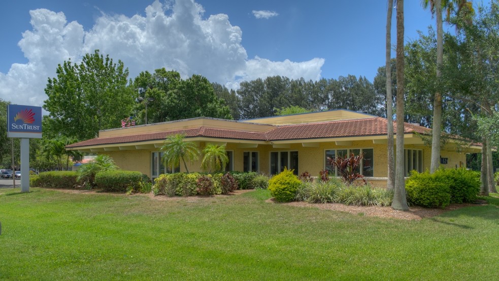 4215 Cortez Rd W, Bradenton, FL for sale - Primary Photo - Image 1 of 1