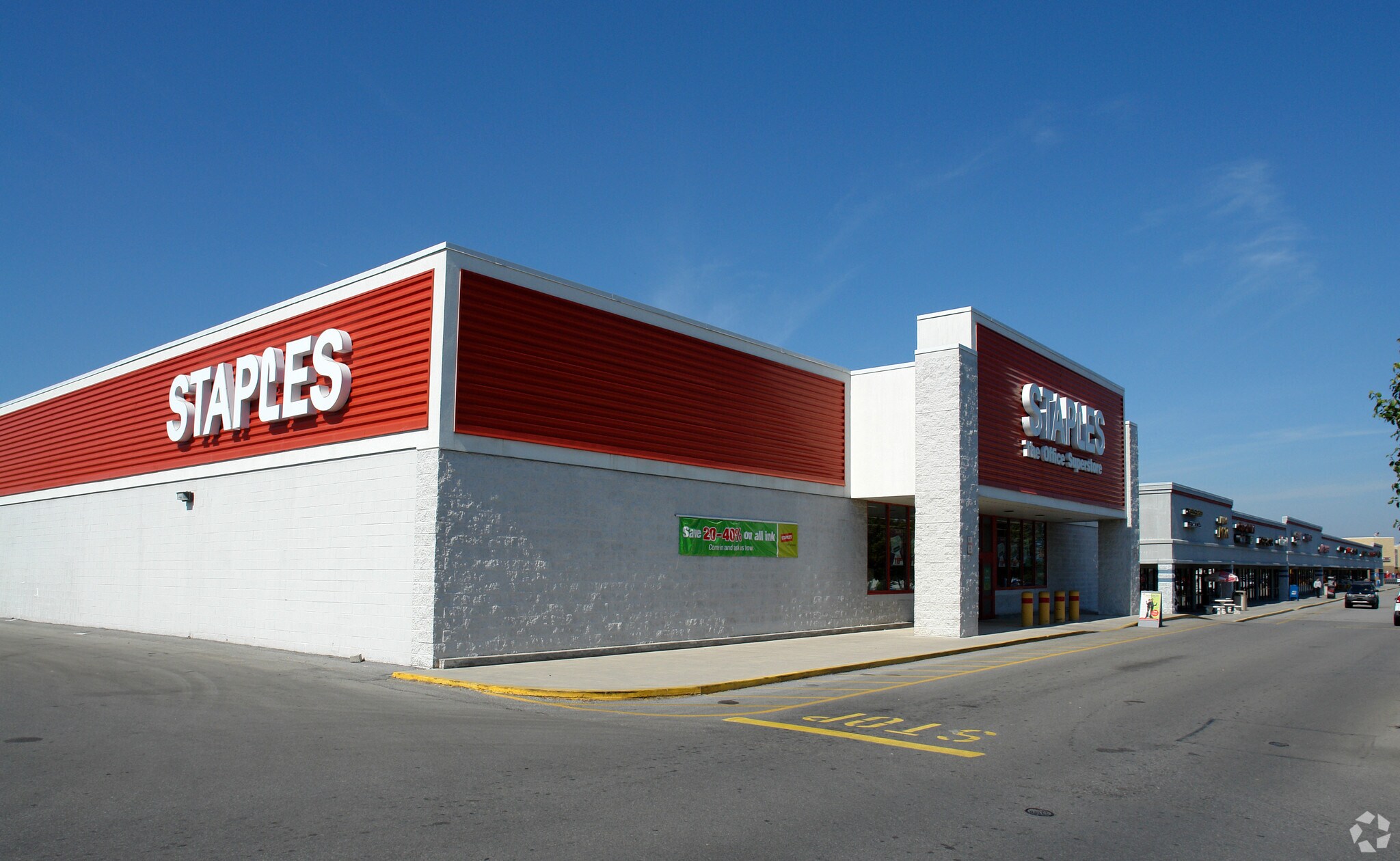 1090 Hunters Crossing Dr, Alcoa, TN for sale Primary Photo- Image 1 of 1