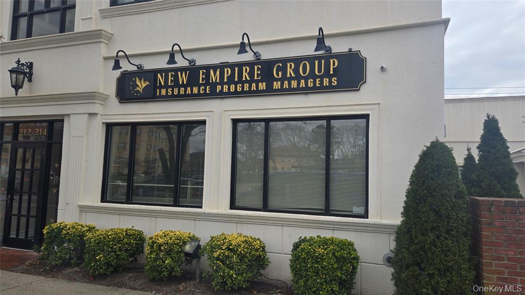 214 W Park Ave, Long Beach, NY for lease Interior Photo- Image 1 of 9