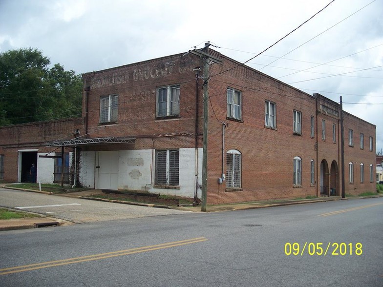 300 S Cotton St, Andalusia, AL for sale - Building Photo - Image 1 of 1