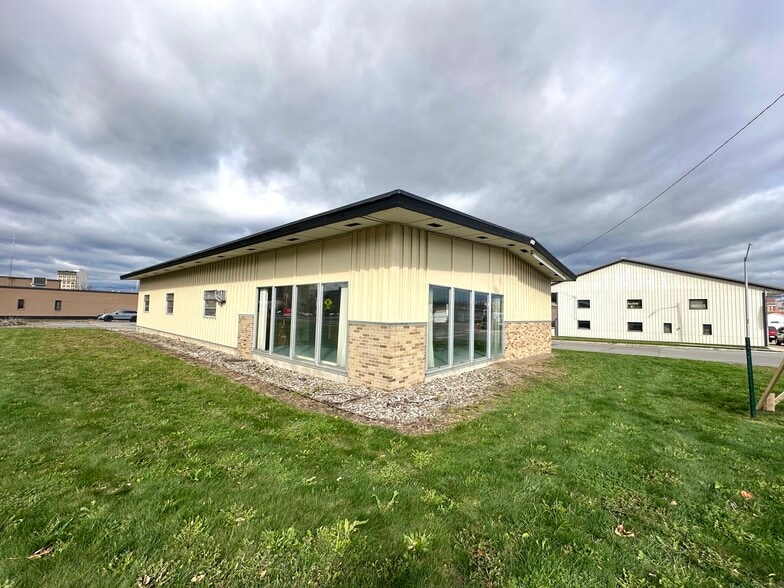 430 Catherine St, Utica, NY for sale - Building Photo - Image 1 of 4