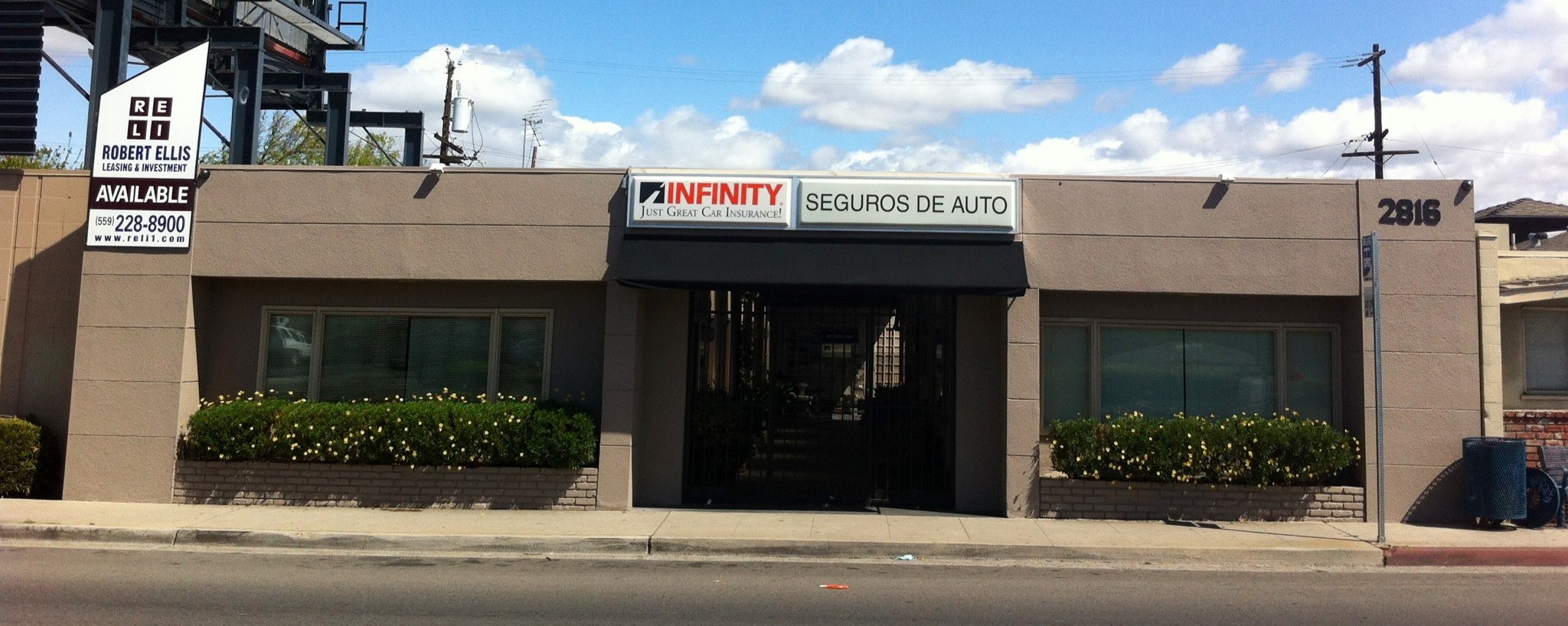 2816 N Blackstone Ave, Fresno, CA for lease Building Photo- Image 1 of 4